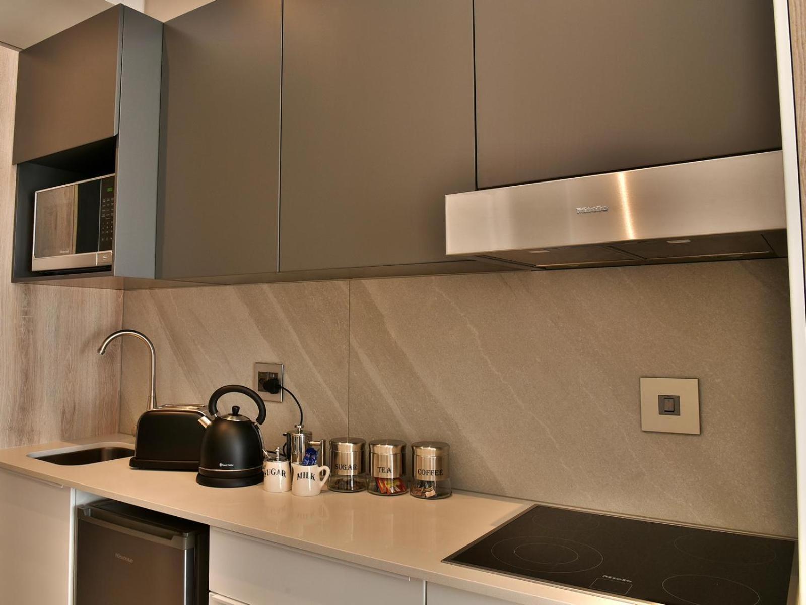Menlyn Maine Luxury Rentals Pretoria-Noord Habitación foto
