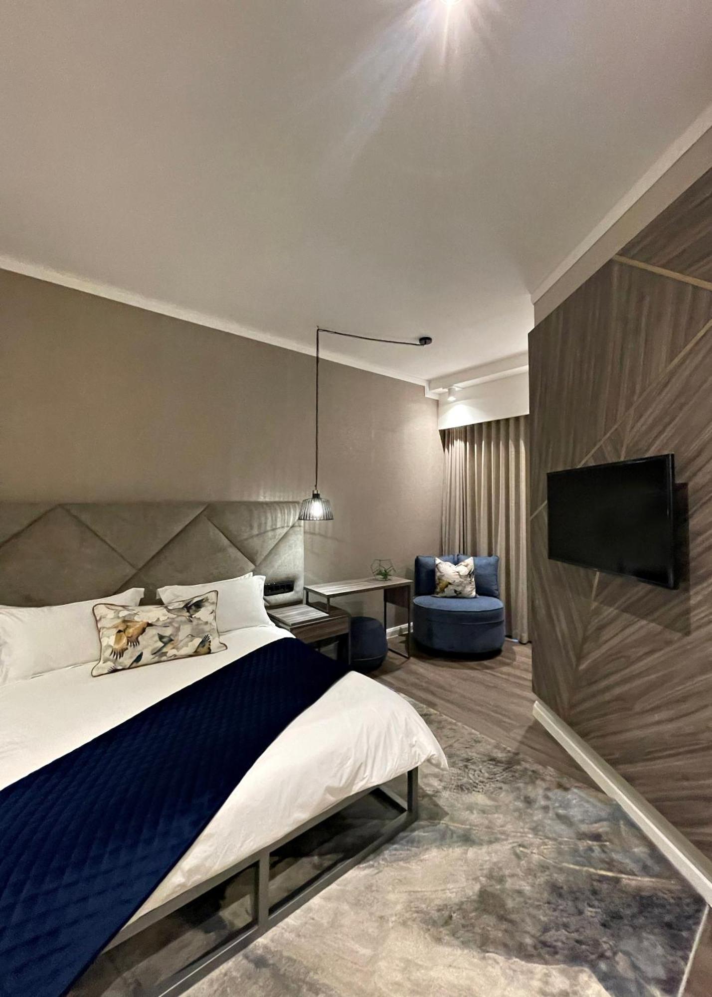 Menlyn Maine Luxury Rentals Pretoria-Noord Exterior foto